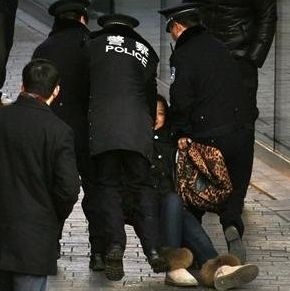 Siri grava conversas privadas e casais a fazer sexo