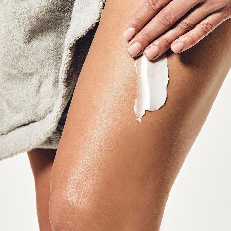 Estes 3 produtos à venda no supermercado prometem deixá-la com pele de bebé (e foram os melhores de 2025)