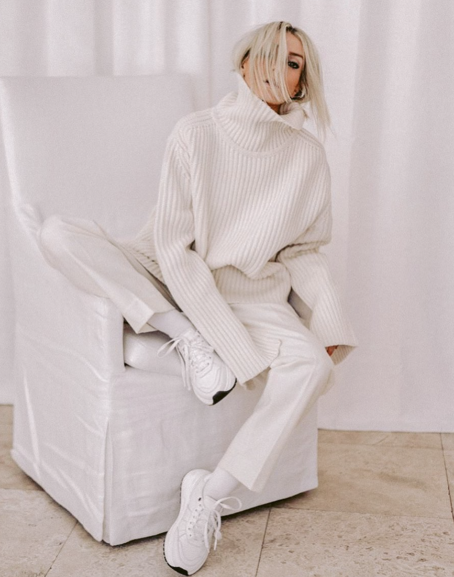 Quem disse que não se pode usar branco no Inverno? 35 peças para usar esta estação