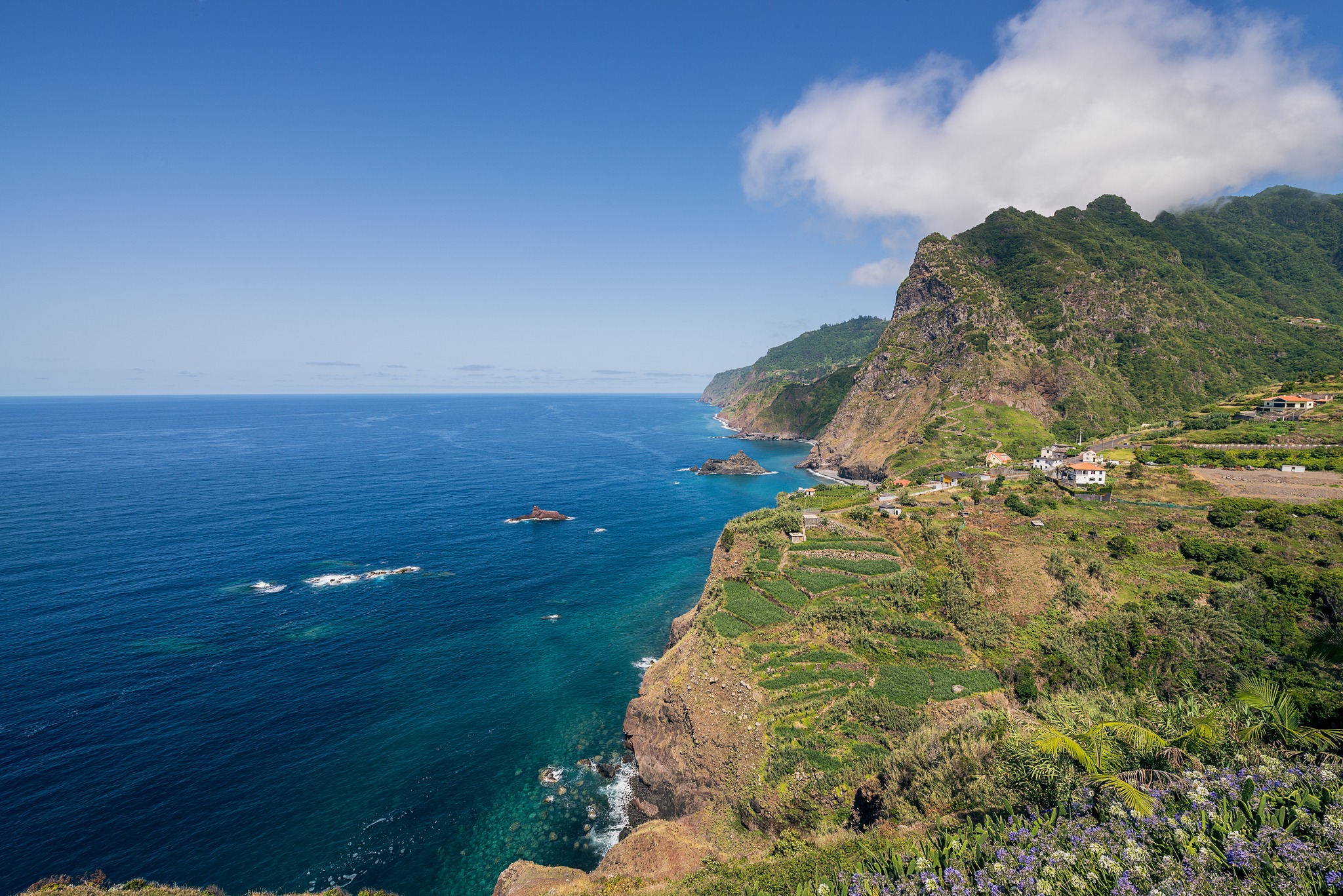 Parou tudo. Há voos para a Madeira a 12,99€ (e a viagem dura menos de 2 horas)