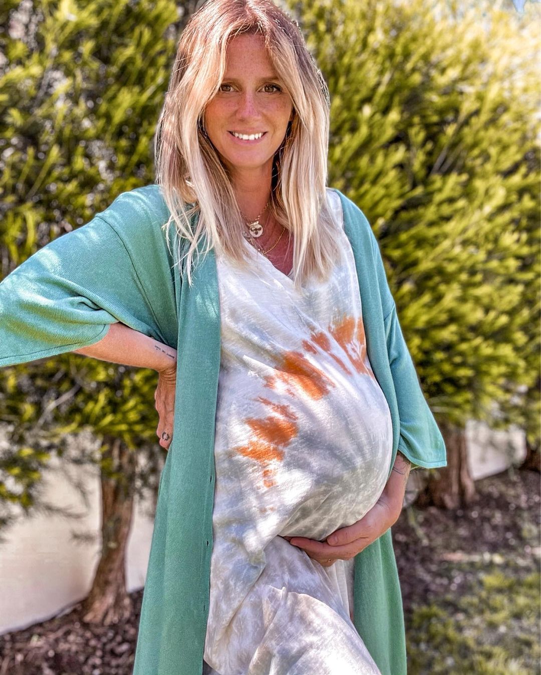 Madalena Abecasis mostra o quarto filho. Veja o primeiro vídeo de João Diogo