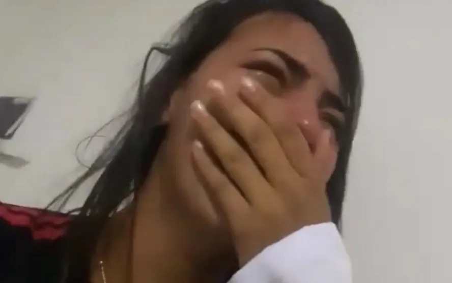 Paciente insultada e agredida em consulta de ginecologia por mulher do médico. “Rapariguinha nojenta”