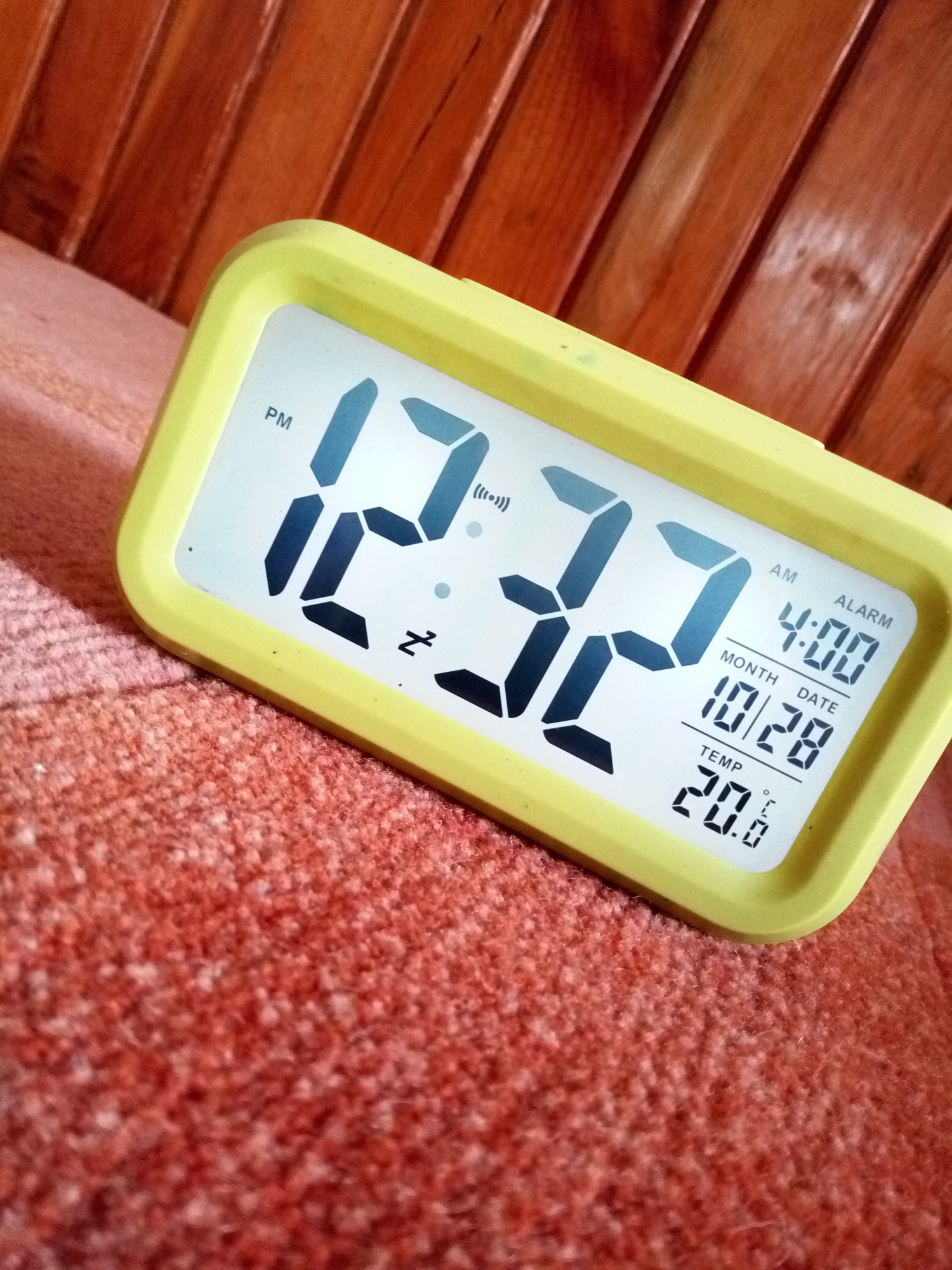 4 dicas para descobrir câmaras escondidas no seu Airbnb