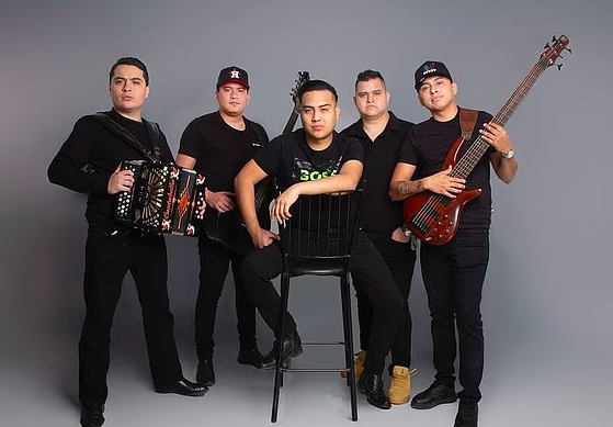 Mistério. Banda com 5 pessoas desaparece a caminho de concerto e reaparece 2 dias depois (sem explicações)