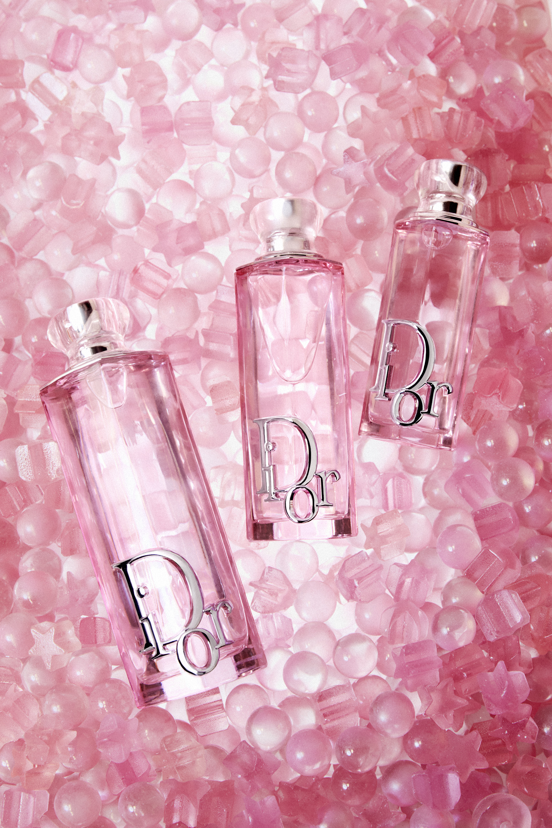 Os famosos lip oils da Dior transformaram-se em fragrâncias leves (e têm frascos deslumbrantes)