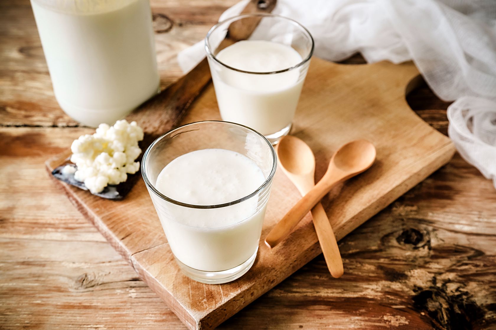 Kefir. O que é esta bebida fermentada que ajuda na digestão e porque é que está tão na moda? Nutricionista explica