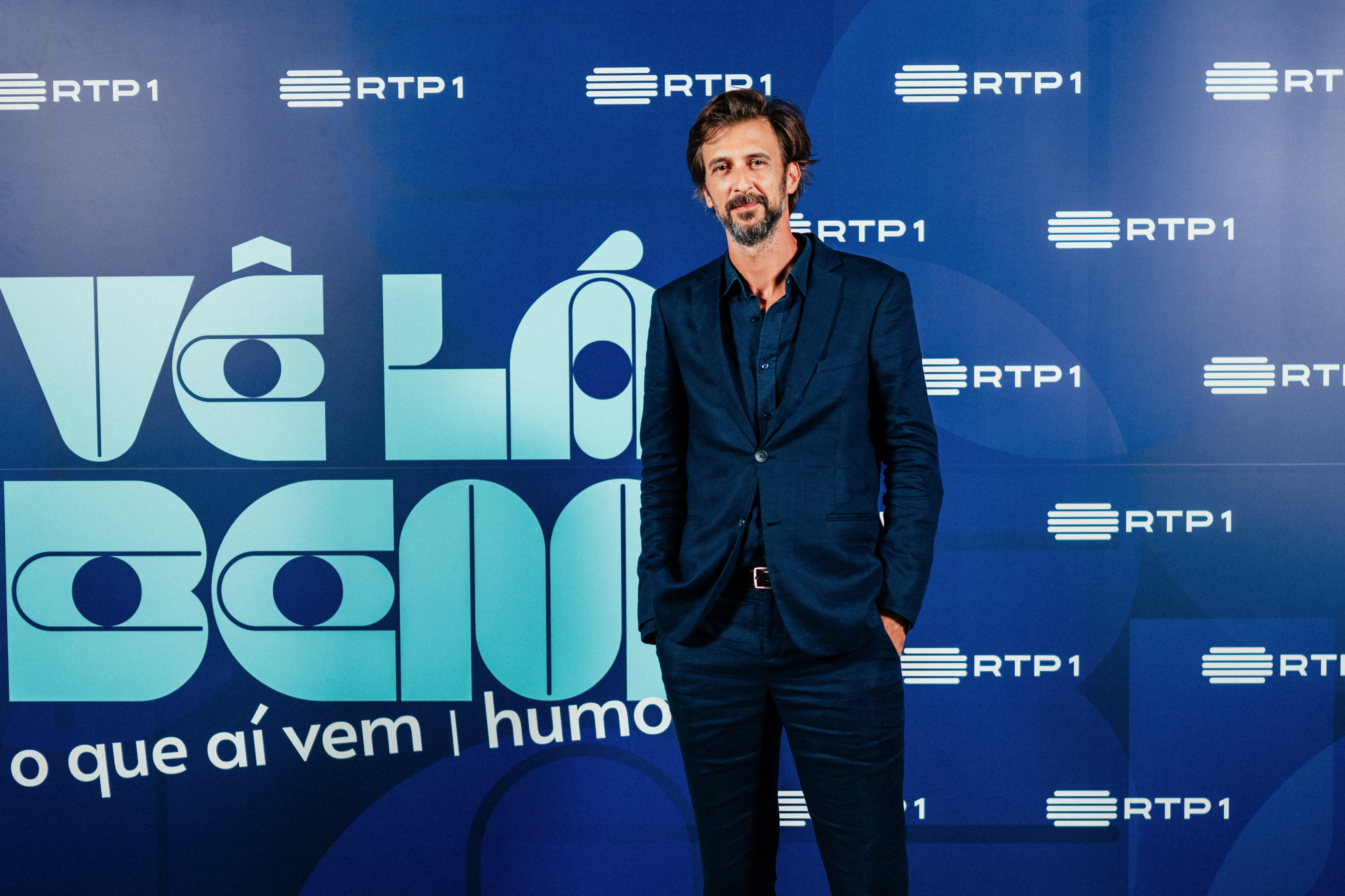 Bruno Nogueira vai trabalhar com Carlos Coutinho Vilhena em novo programa da RTP