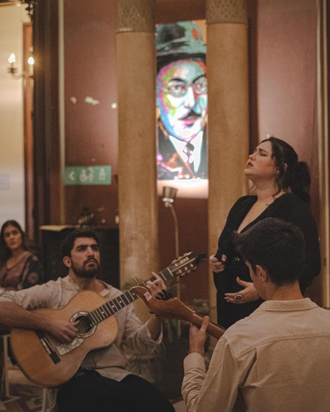 Este bairro lisboeta está em festa. Das matinés dançantes ao fado, veja o programa