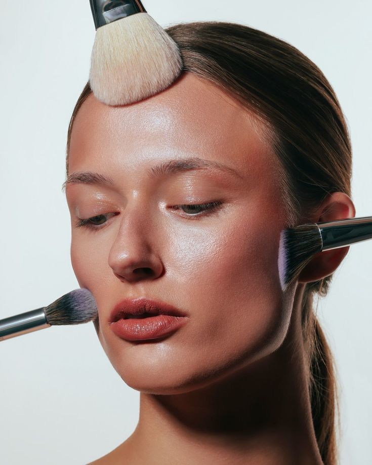 O stress prejudica a pele, mas sabia que a maquilhagem pode ajudar a tratá-la? Especialista explica como