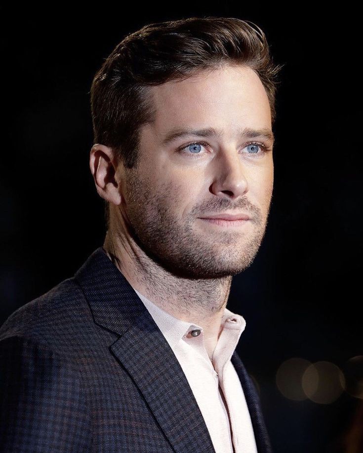 Fetiche canibal, sexo e traições. Série documental sobre o ator Armie Hammer está a chegar à HBO Max