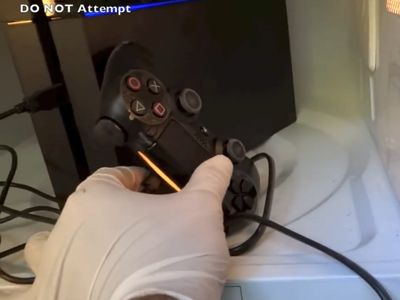 O truque improvável para limpar os sapatos de camurça