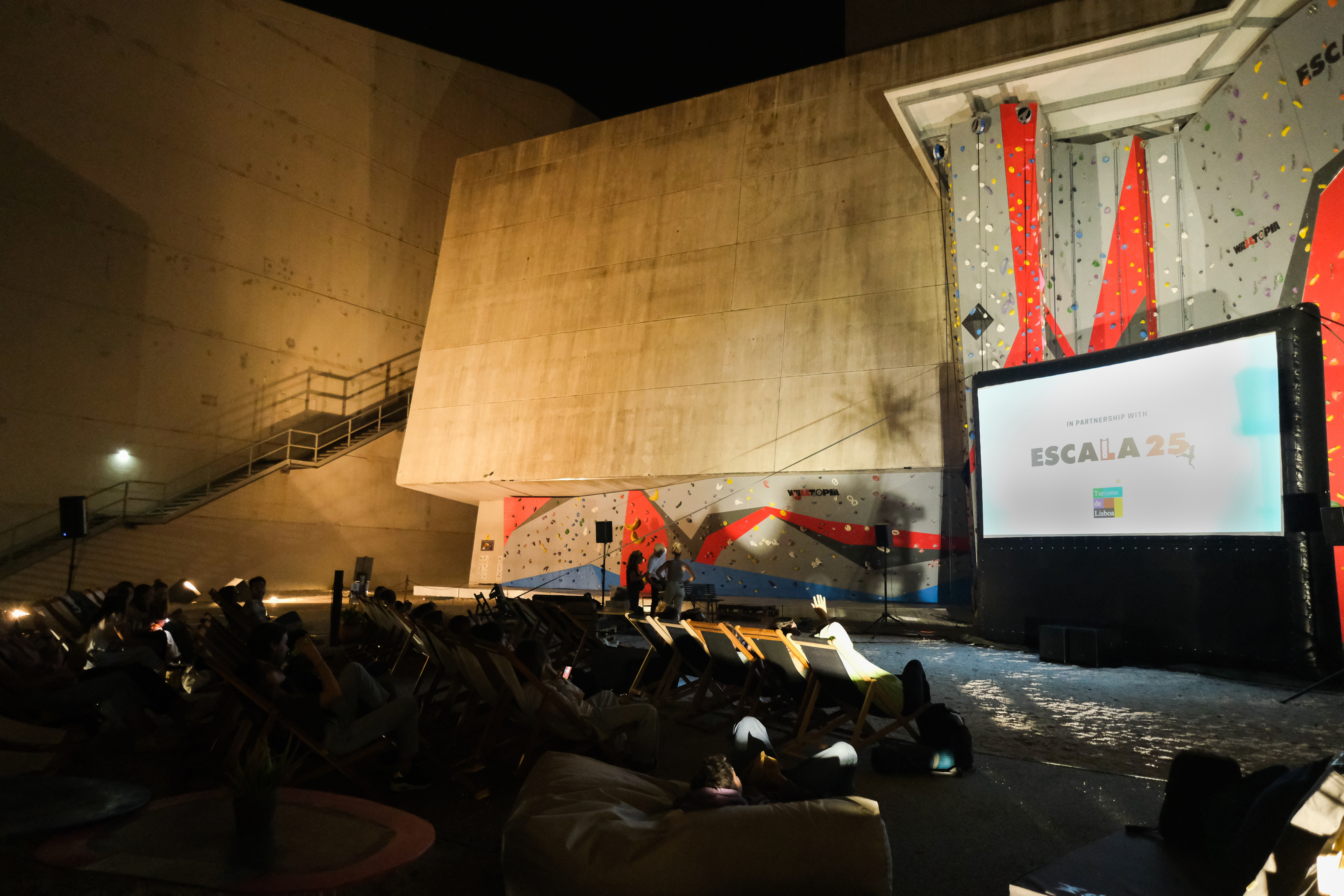 Já se imaginou a ver um filme debaixo da Ponte 25 de abril? Não é ficção (e acontece já este sábado)