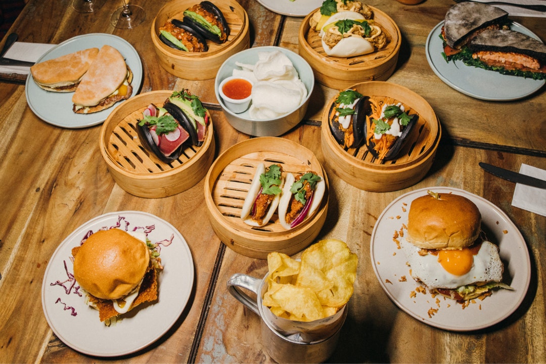 O Prego da Peixaria, A-bao-t, ou o Amor y Odio podem agora chegar-lhe a casa num só pedido