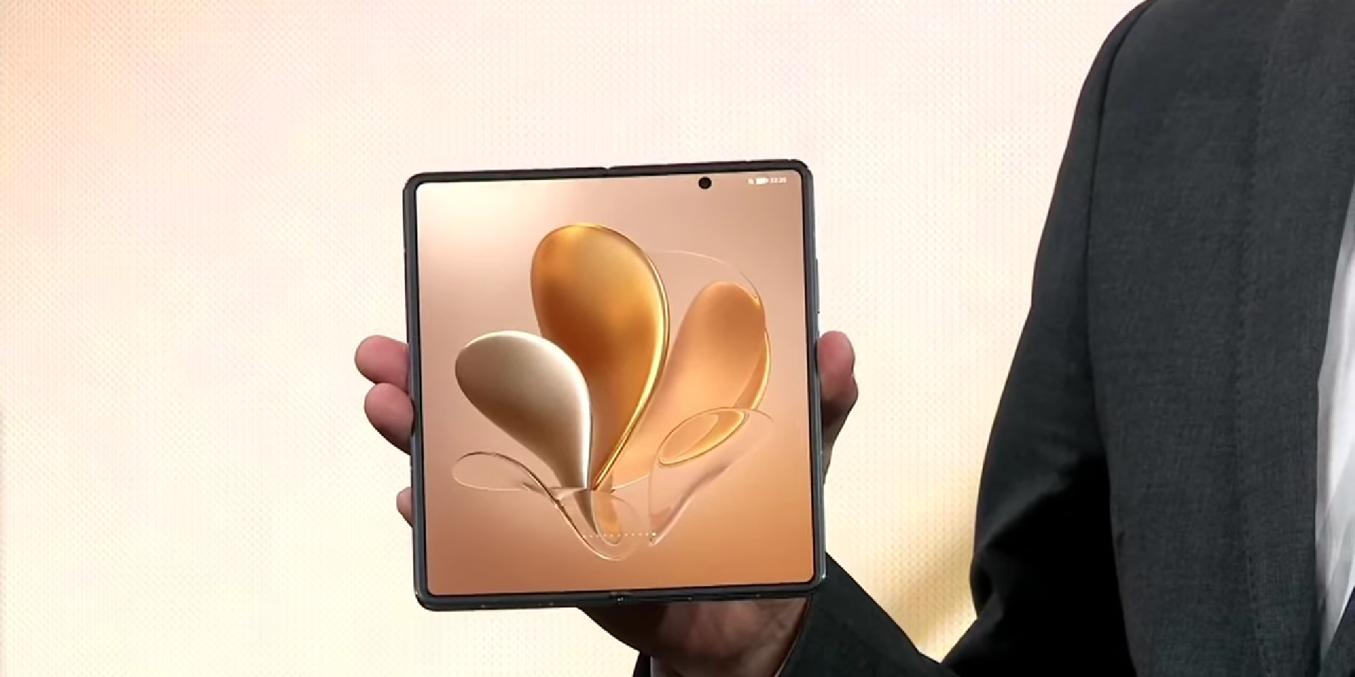 Honor Magic V é o dobrável que “pisca o olho” ao Samsung Z Fold3 e ao Oppo Find N