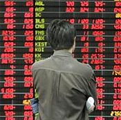 De Kendall Jenner a Eva Longoria. Veja as famosas que arrasaram ao lado de Kika Gomes no desfile da L’Oréal Paris