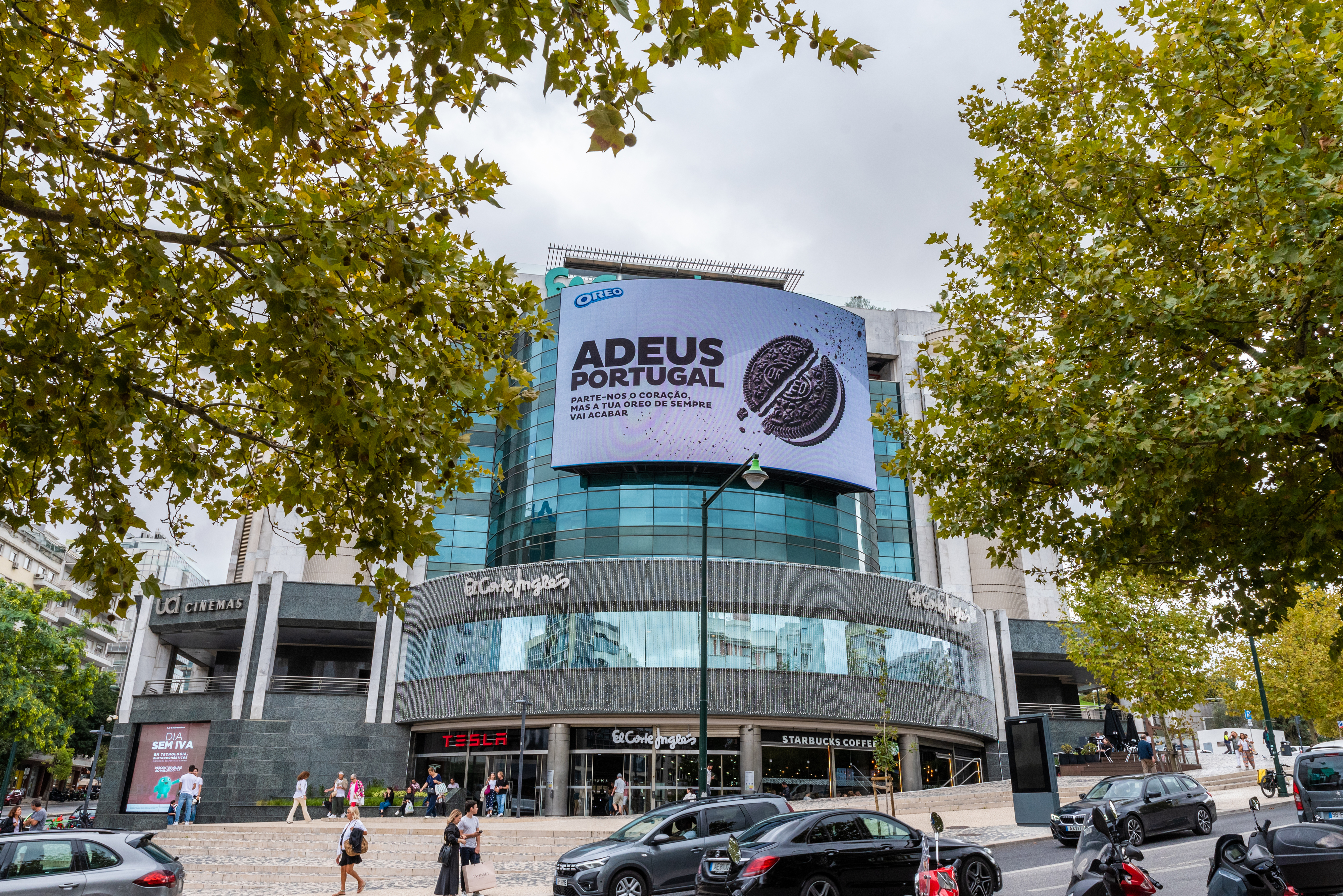 “Adeus, Portugal”. OREO espalha mensagens de despedida pelo País. Será o fim?