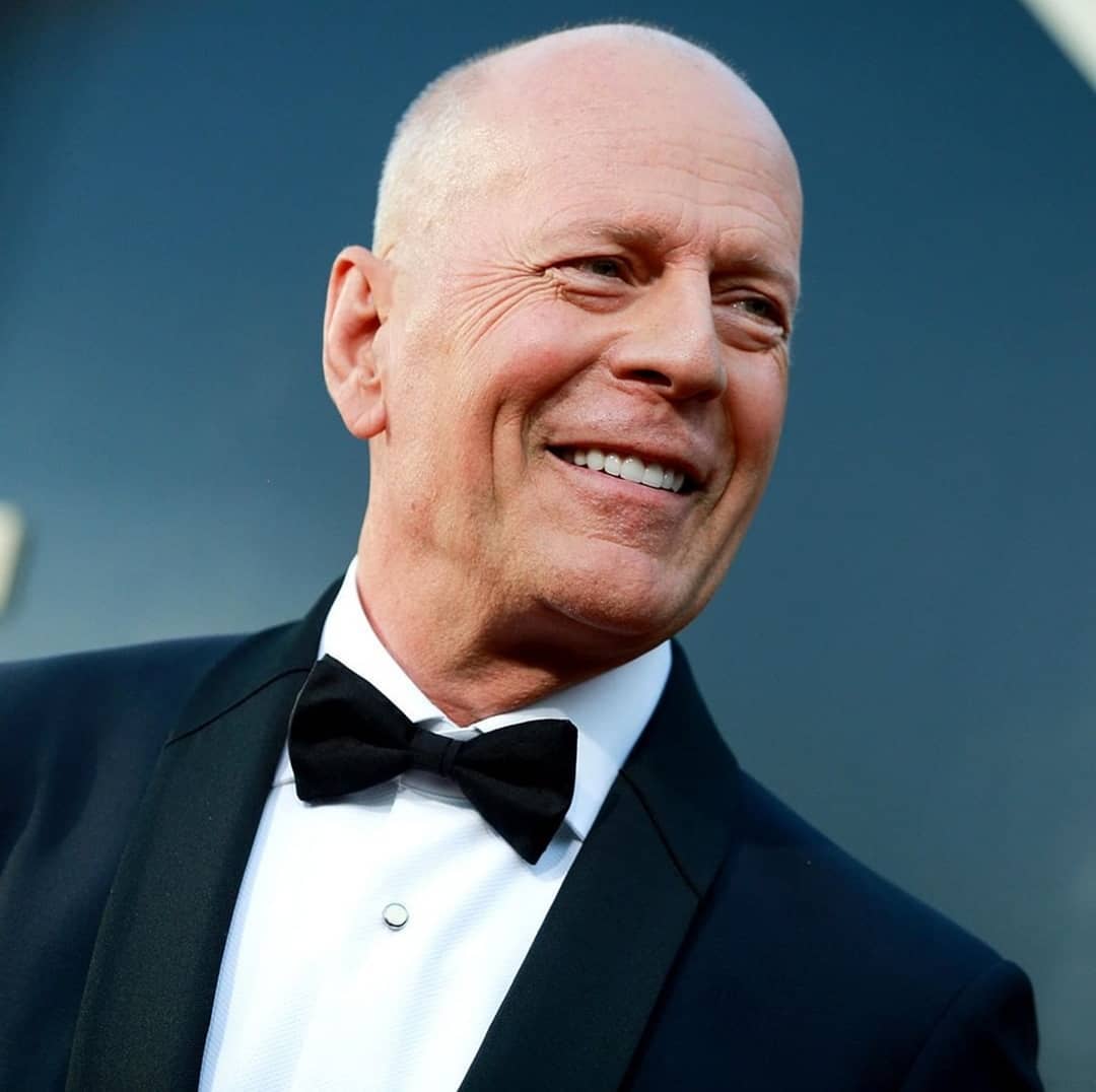 Bruce Willis está agressivo, não consegue manter uma conversa e pode já não reconhecer a mãe