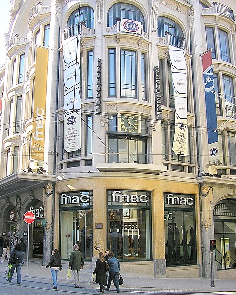 A loja icónica da Fnac, na baixa do Porto, vai fechar (e não é o único espaço a encerrar). Saiba porquê