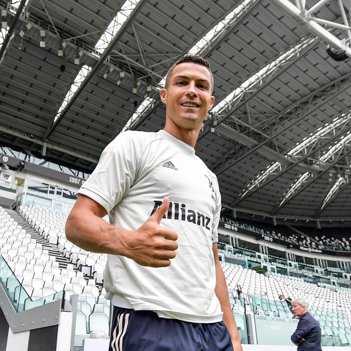 Cristiano Ronaldo está recuperado da Covid-19. Futebolista esteve quase 20 dias em isolamento