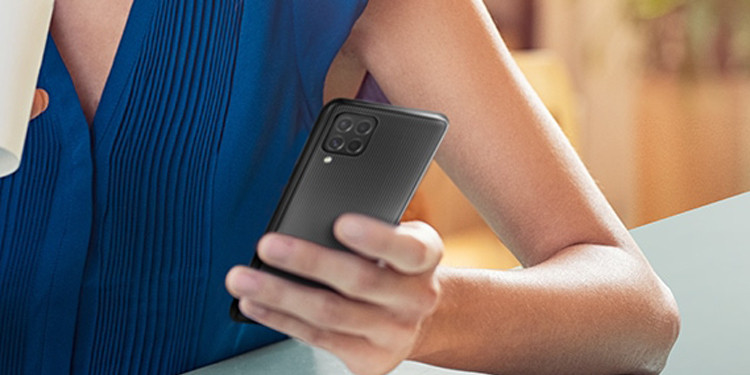 Mercado de smartphones em queda livre em Portugal. Apple mantém resiliência