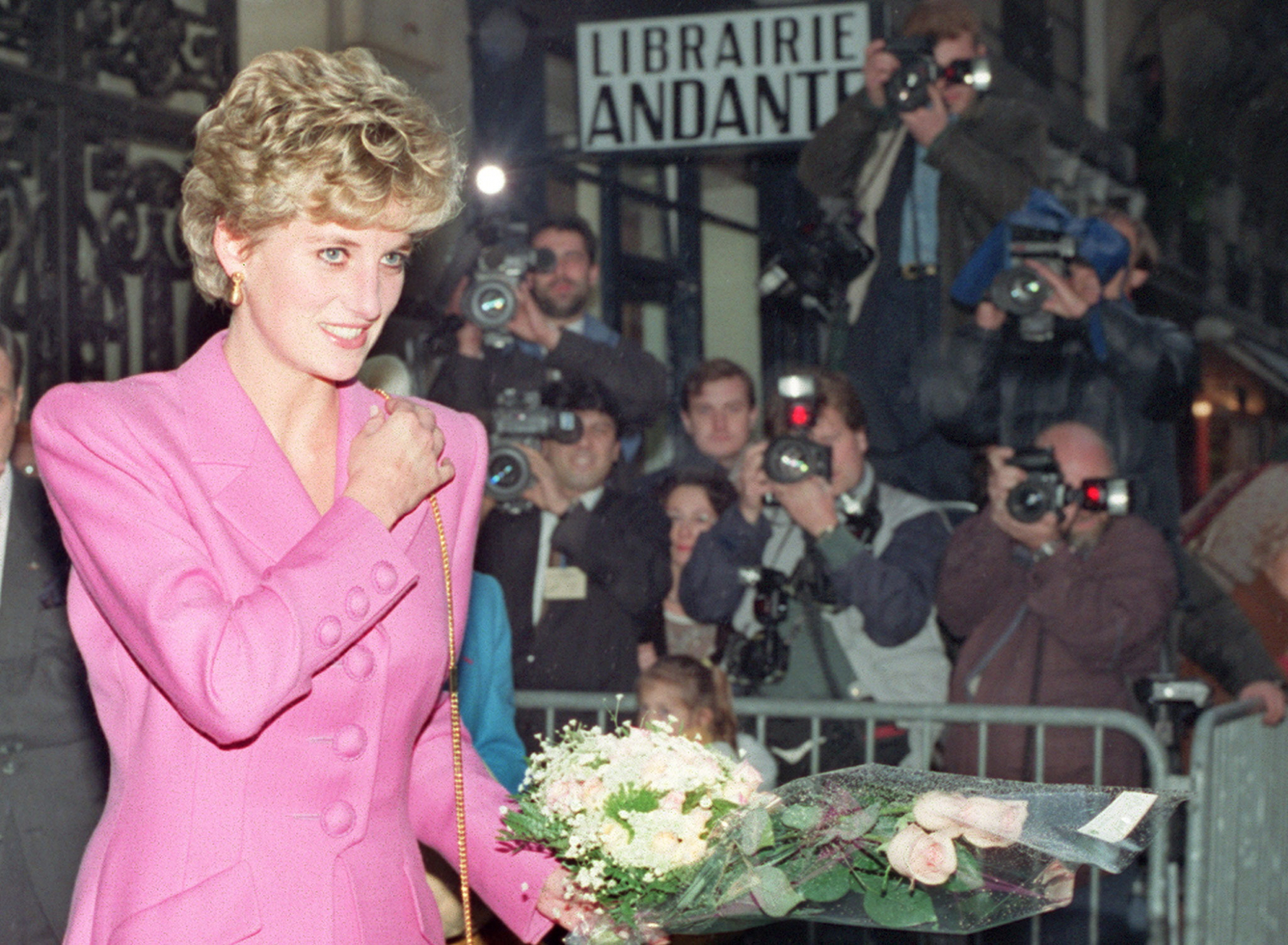 Afinal o acidente que vitimou a princesa Diana pode ter sido intencional