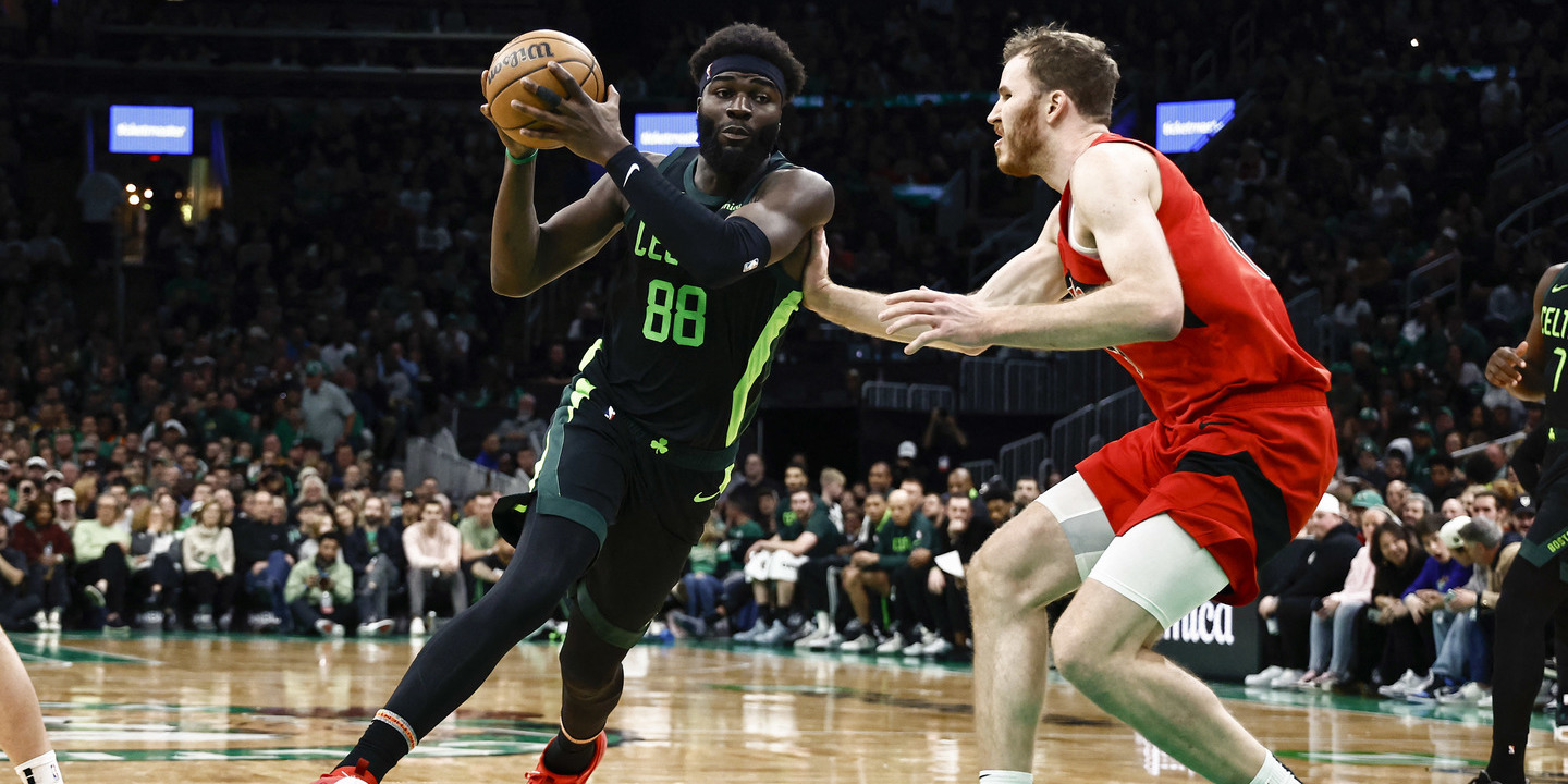 Neemias Queta joga pouco mais do que um minuto na derrota dos Celtics