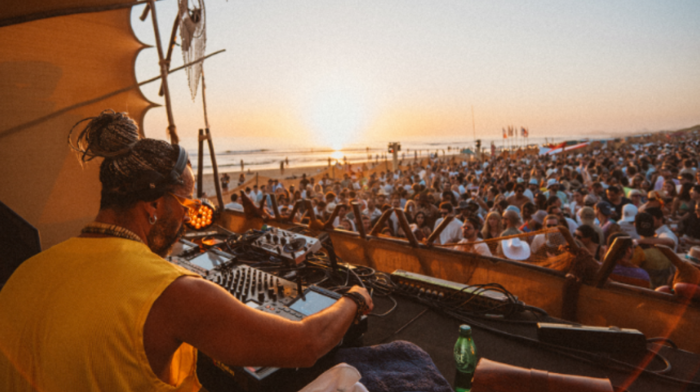Moga Caparica. Este festival dá início ao verão com música eletrónica e muitas atividades gratuitas