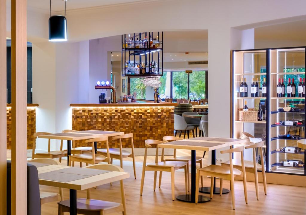 Évora Hotel. Renovado (mas pouco), tudo sobre o hotel onde bebemos vinho da cor da água