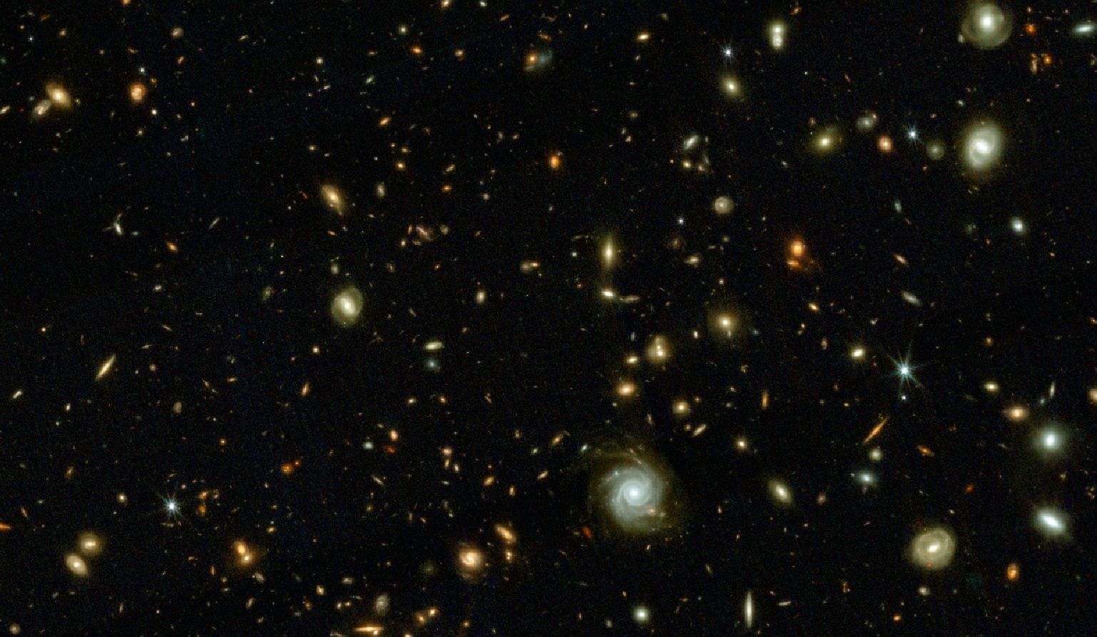 James Webb abre a maior janela para o universo profundo e revela quase 800 mil galáxias