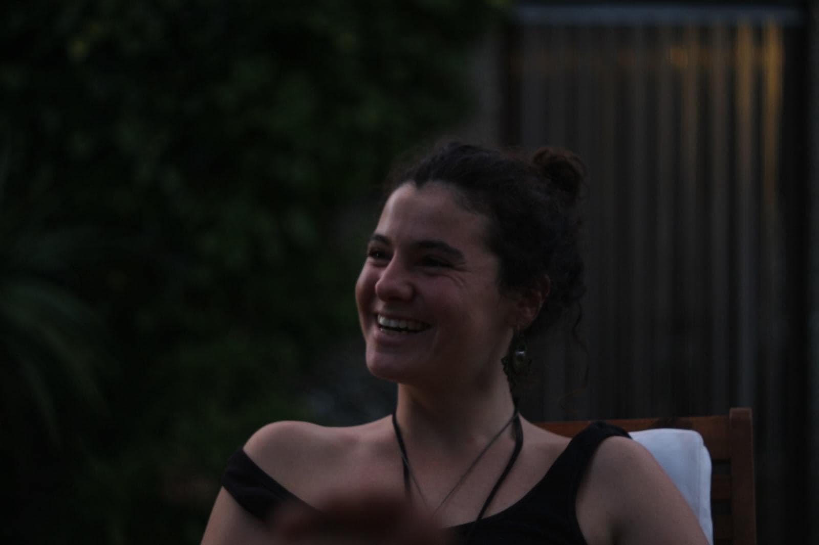 Jovem de 30 anos desaparecida em Gaia. Porta de casa estava aberta e carro tinha vidro partido