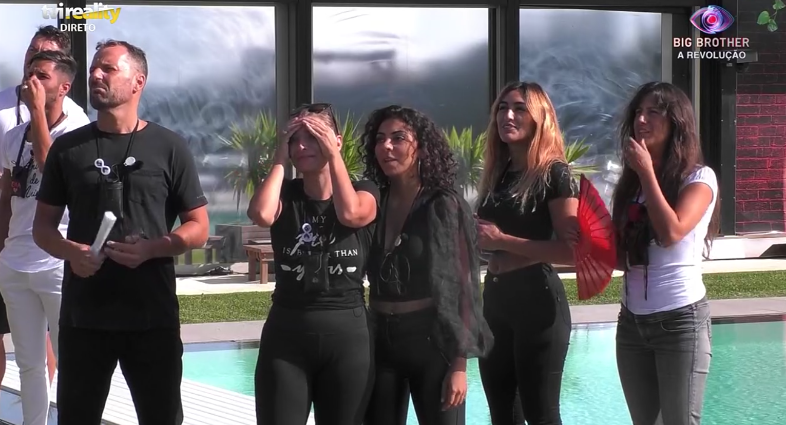 Andreia do “Big Brother” em lágrimas após receber avião. “Força Andreia, todos contigo”