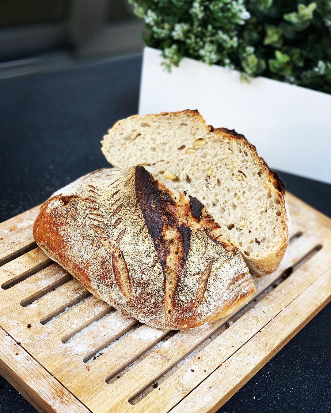 Dia Mundial do Pão. Este é incrível, artesanal e é entregue em sua casa