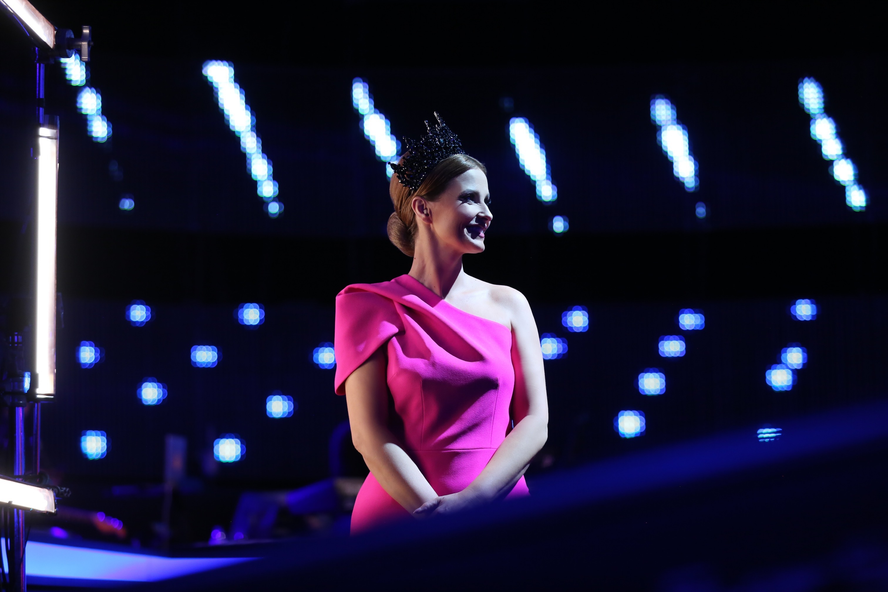 Saiba onde comprar (e quanto custa) o look rosa de Cristina Ferreira no “All Together Now”