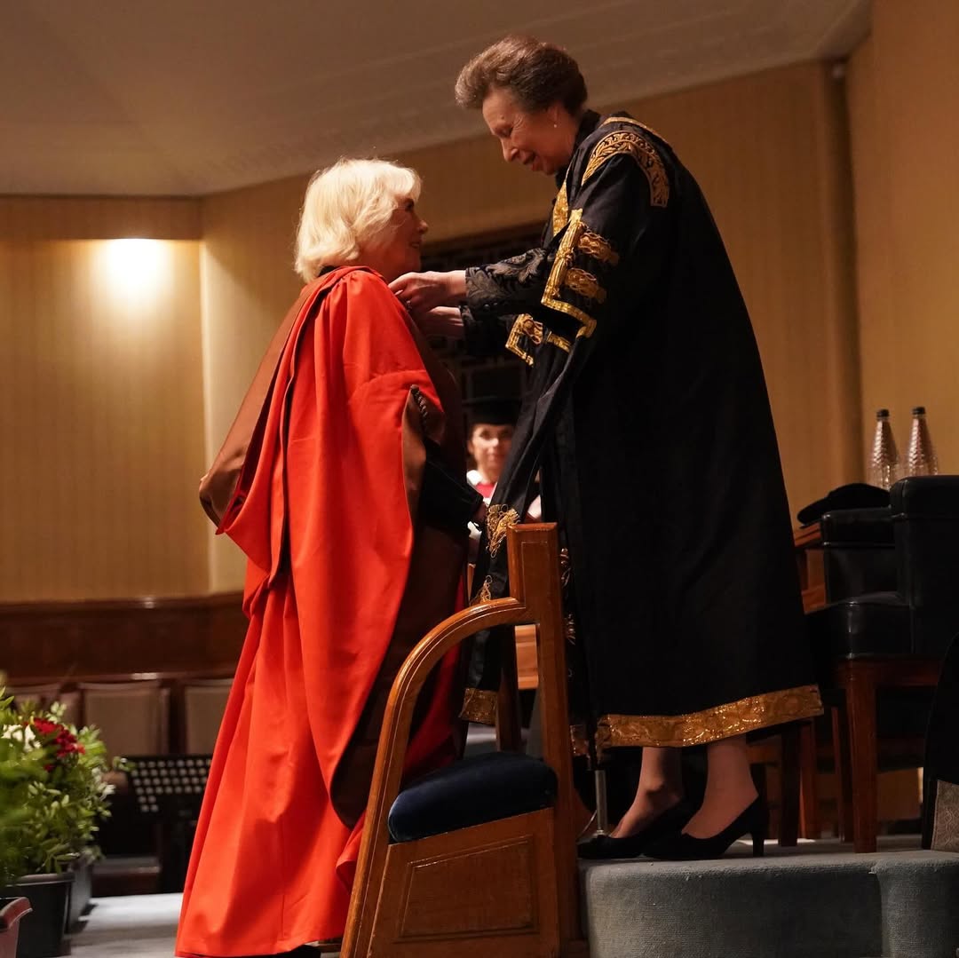 Rainha Camilla quase quebrou protocolo real, mas a cunhada não deixou