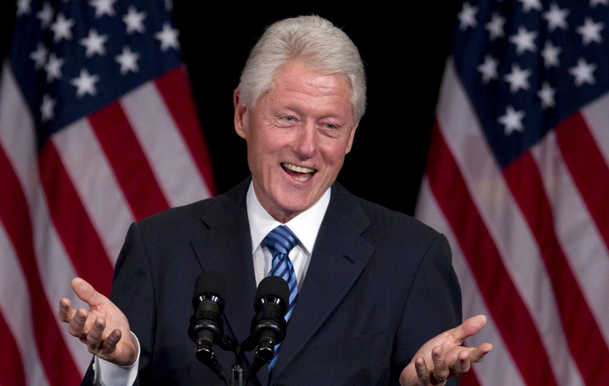 Bill Clinton escreveu um thriller que vai agora ser adaptado para televisão