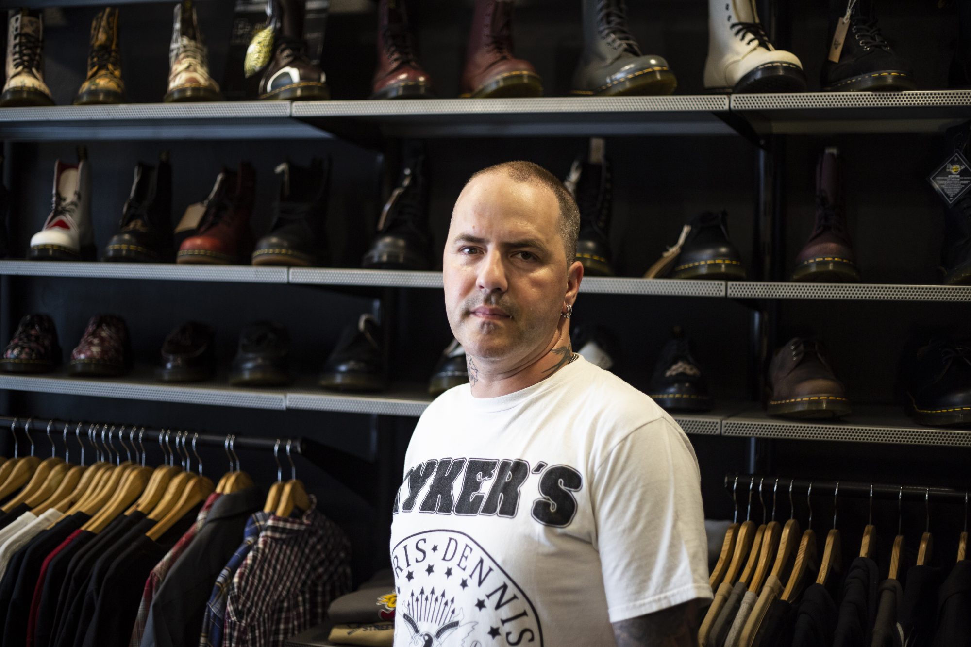 Deixaria o seu filho pertencer a uma claque de futebol? O ex-líder dos Diabos Vermelhos responde