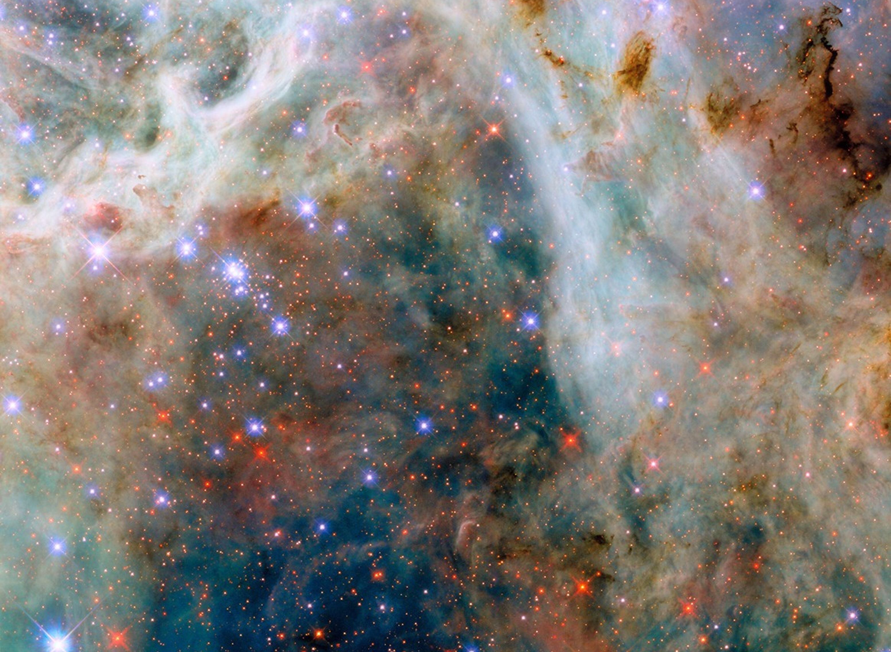 Telescópio Hubble mostra nova perspetiva da “grande aranha” do Espaço