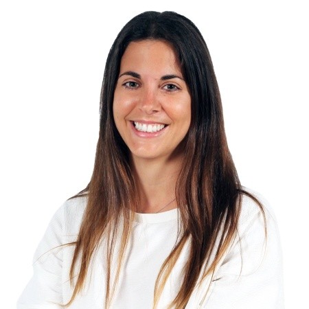 Sem apoios, sem direito a baixa, Joana morreu após lutar contra um cancro. Deixa um bebé de 6 meses