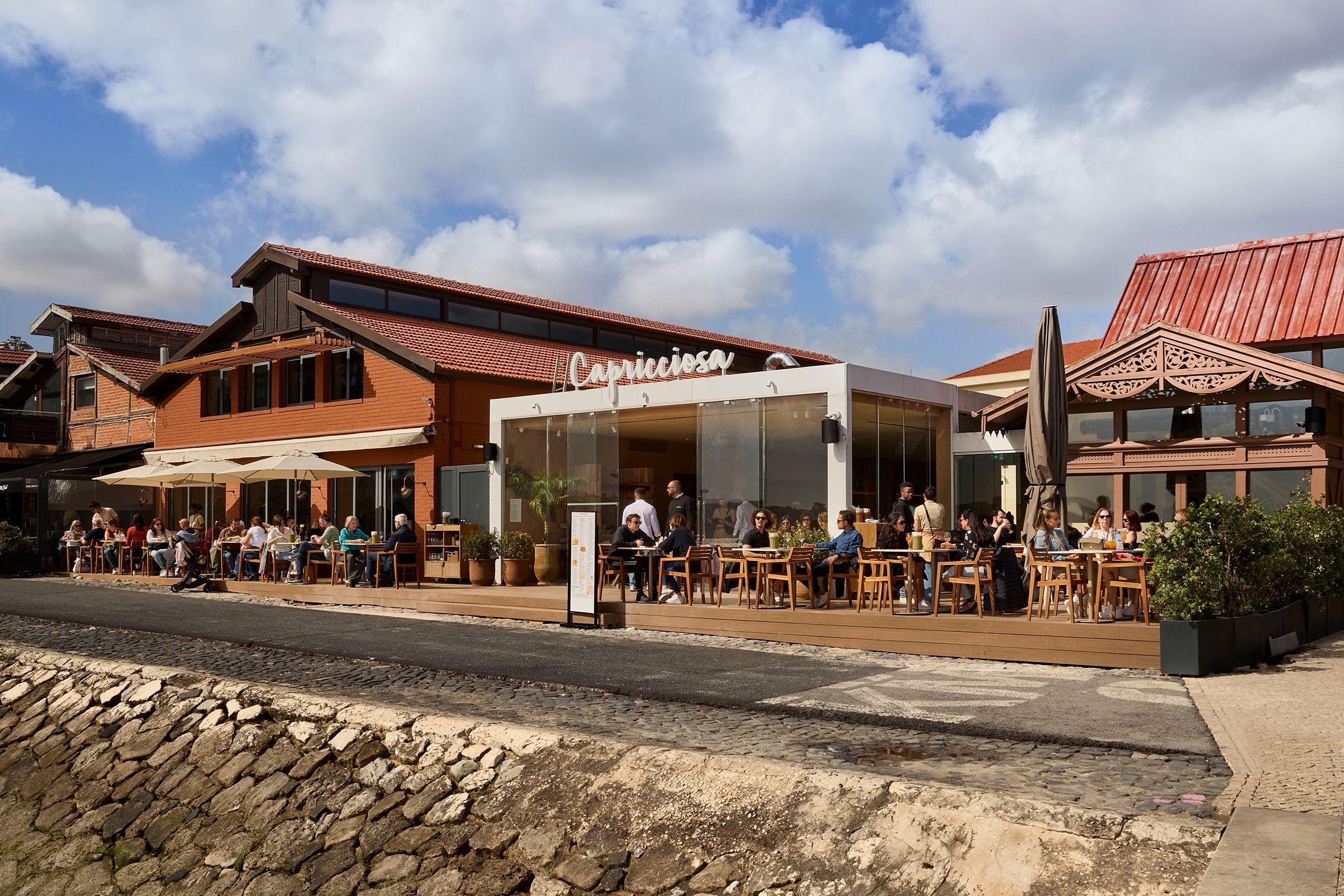 As pizzas estaladiças da Capricciosa chegaram (finalmente) ao Cais do Sodré