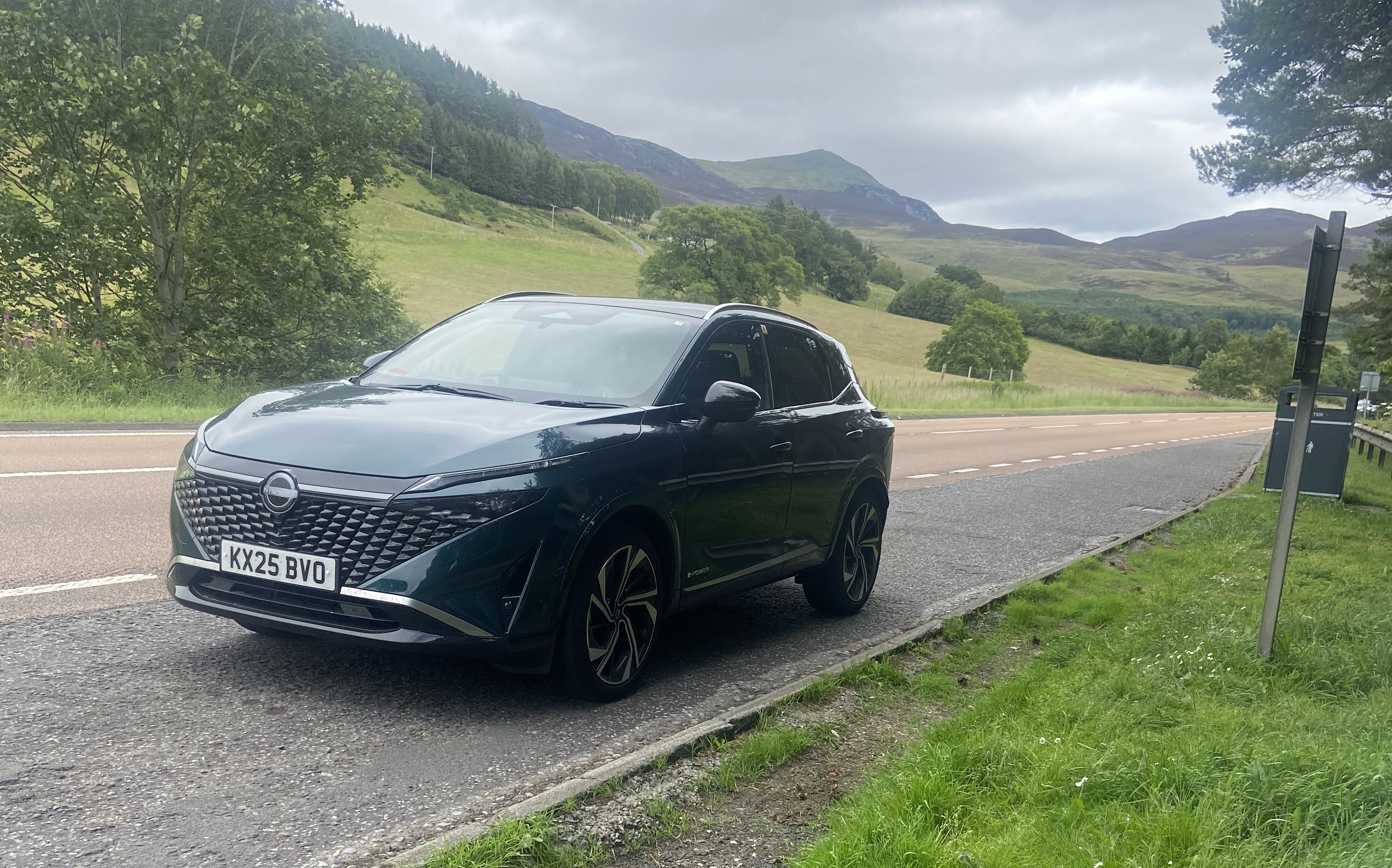 Nissan Qashqai e-POWER cruza o Reino Unido com menos de um depósito de combustível