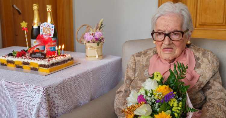 Idosa portuguesa fez 105 anos. Há cada vez mais pessoas a ultrapassar os 100 anos no País