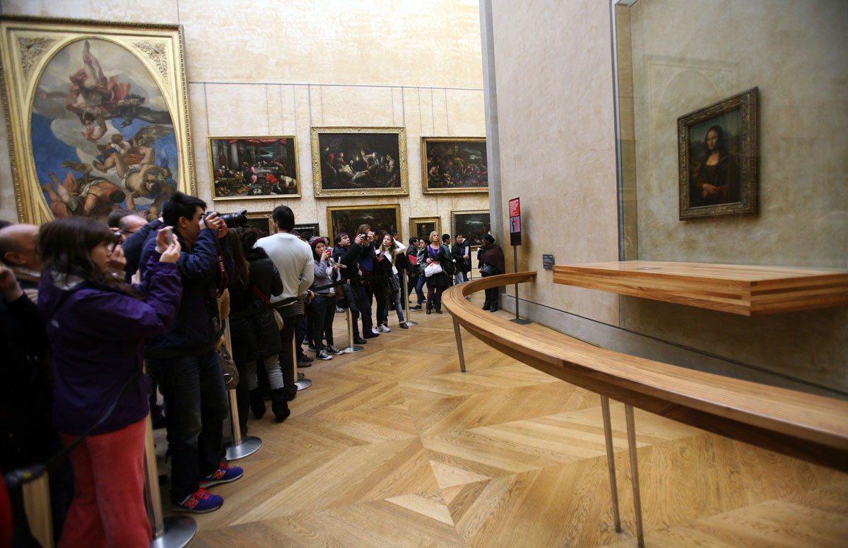В каком музее лежит. Джоконда Леонардо да Винчи в Лувре. Джоконда в Пушкинском музее.