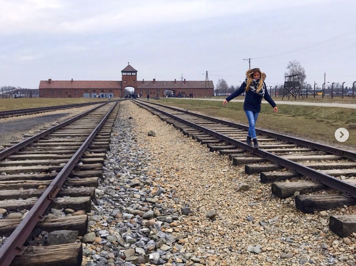 Auschwitz pede que não se publiquem fotos nos trilhos que levaram as vítimas do Holocausto à morte