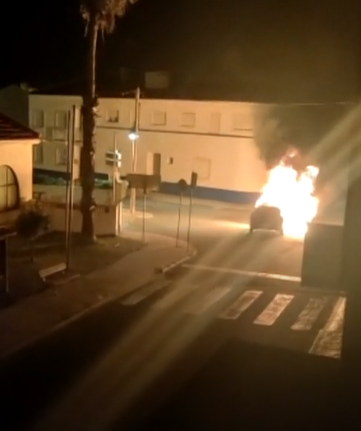 Mãe e filha morrem carbonizadas num carro em Sines. Incêndio terá sido provocado pela mãe