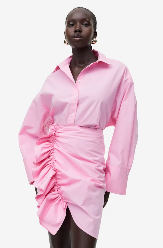 Compridas, plissadas ou com folhos. 20 saias giríssimas para ter no guarda roupa (desde 19,95€)