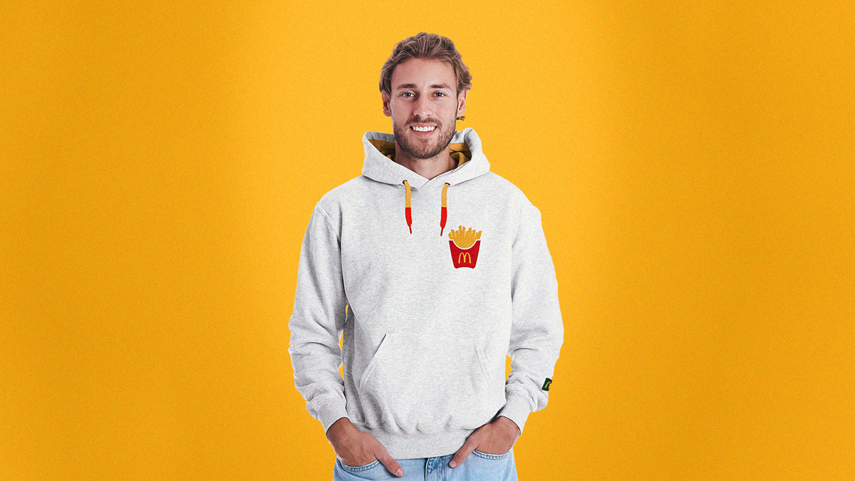 Quer um hoodie igual a este? Explicamos-lhe o que tem de fazer na próxima ida ao McDonald’s