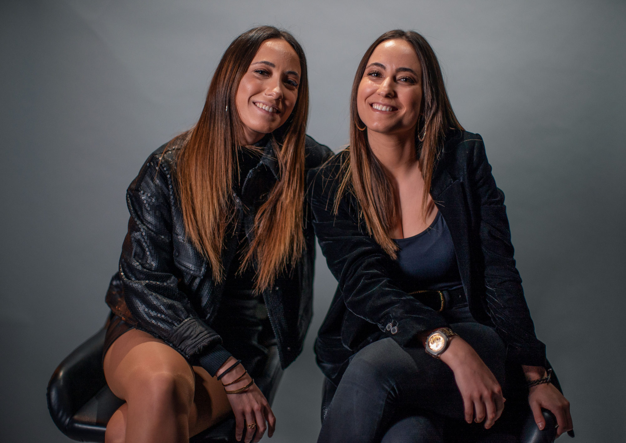 São gémeas, formaram uma banda e cantaram “Shallow” para nós