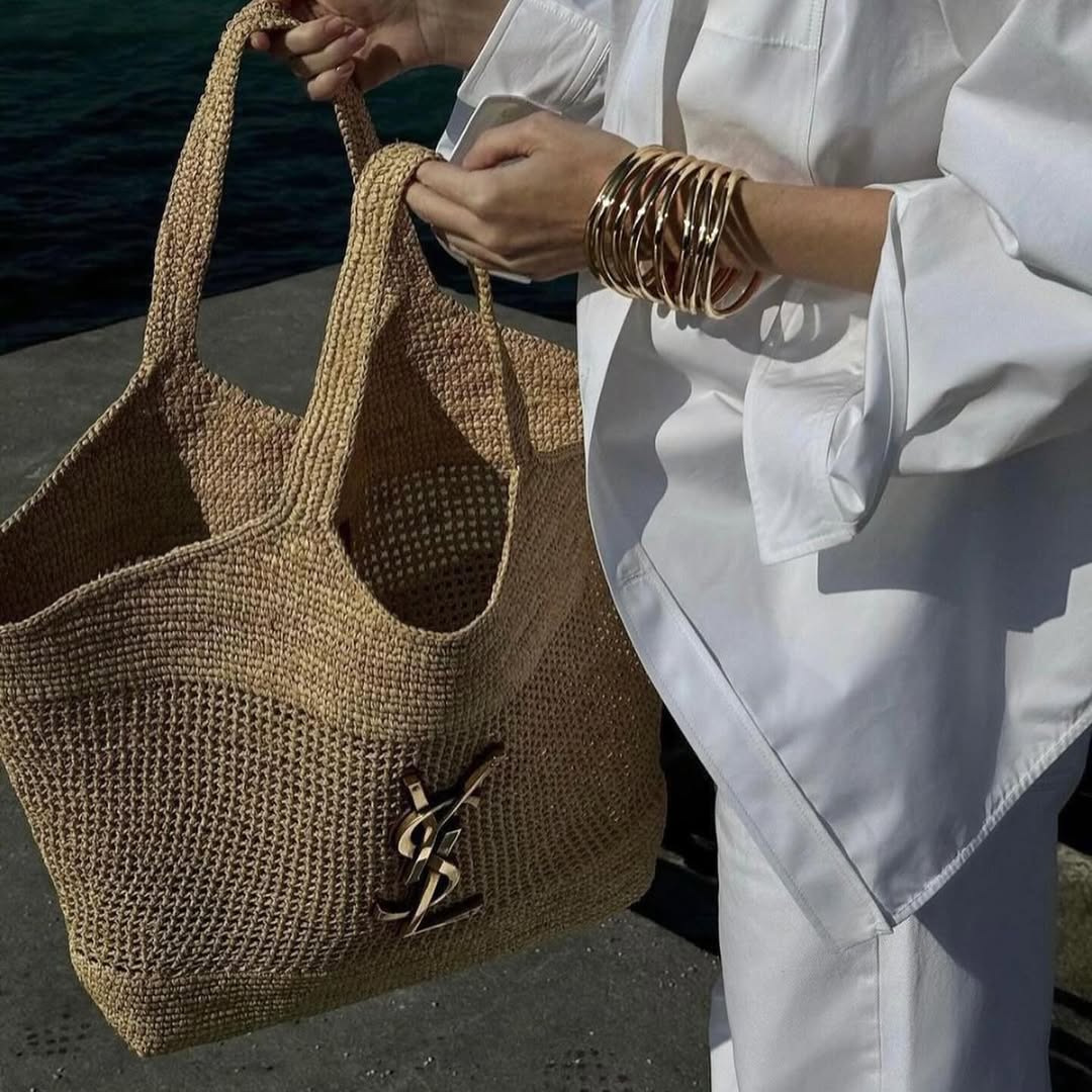 Com esta nova app, pode usar uma mala de luxo sem gastar uma fortuna. Descubra a RYB