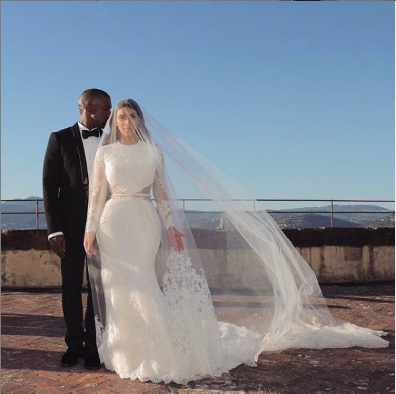 Kim Kardashian West revela o nome do 4.º filho e é ridicularizada nas redes sociais