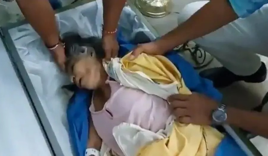 Idosa dada como morta é encontrada dentro do caixão a respirar. Tudo aconteceu antes do funeral